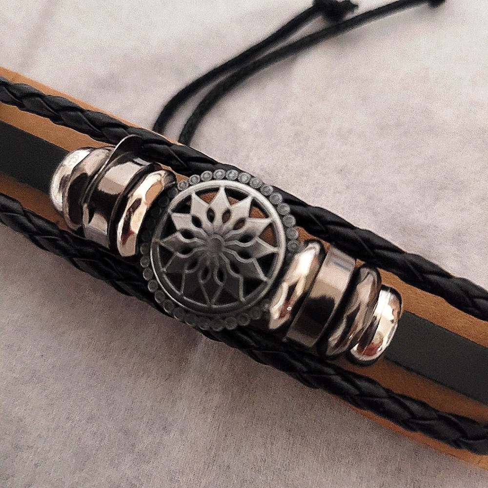 Men's or women's Decorative Bracelet.